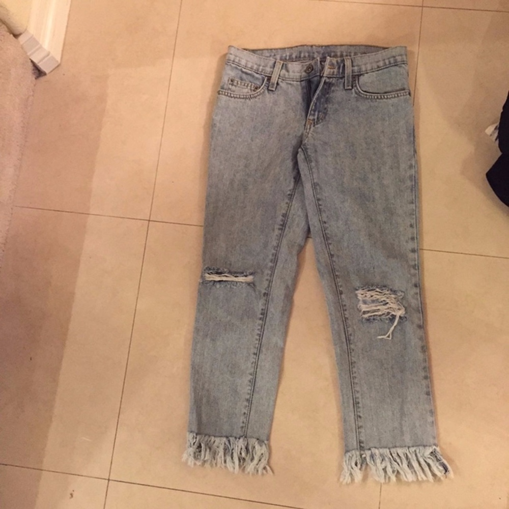 Sold !! Do not buyCARMAR straight leg denim jeans